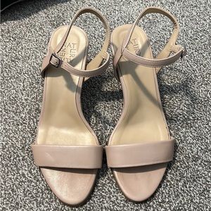 Naturalizer Nude Heels
